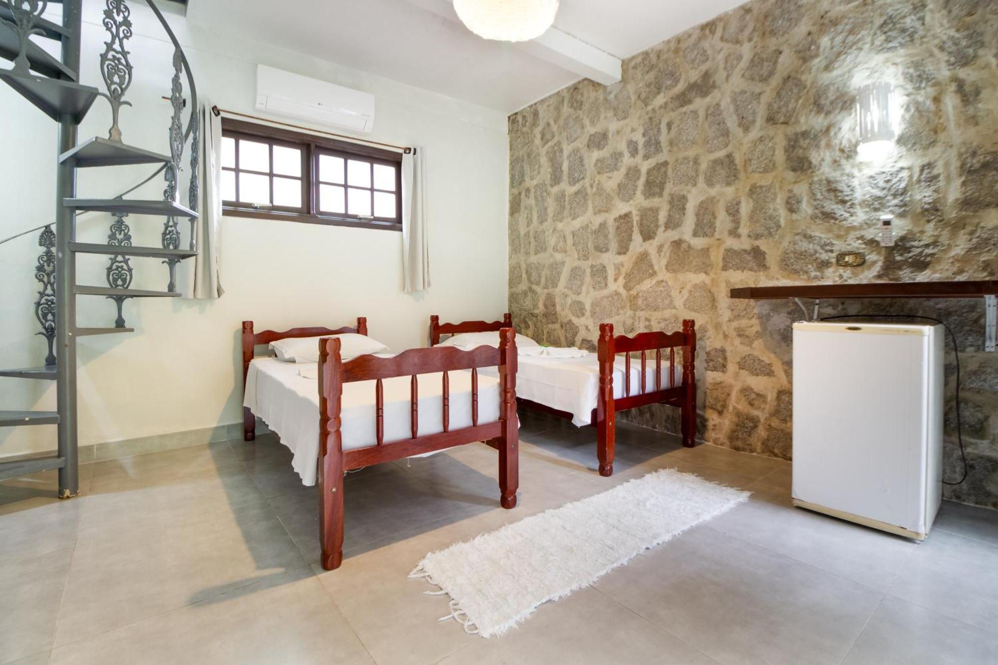 Velinn Pousada Guarubela Villa Vittoria إلهابيلا الغرفة الصورة